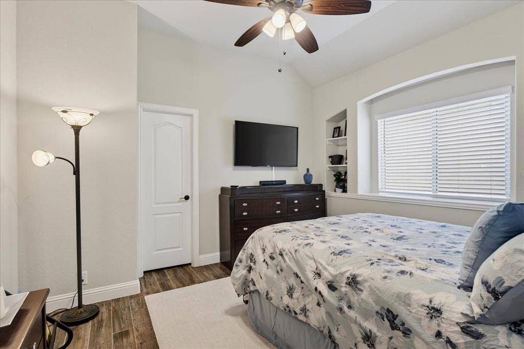 2106 Devonblue Drive, Forney, TX 75126 2106 Devonblue Drive, Forney, TX 75126