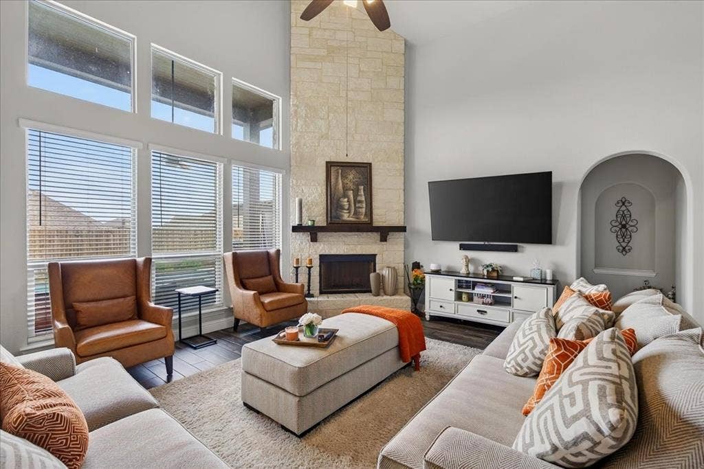 2106 Devonblue Drive, Forney, TX 75126 2106 Devonblue Drive, Forney, TX 75126
