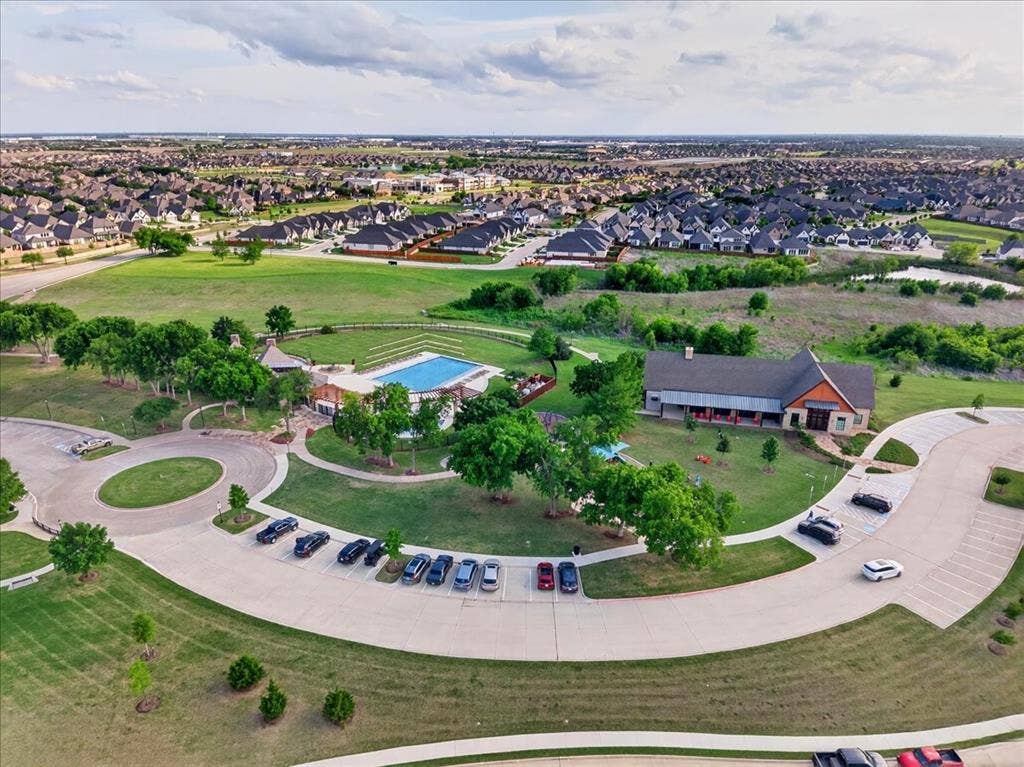 2106 Devonblue Drive, Forney, TX 75126 2106 Devonblue Drive, Forney, TX 75126