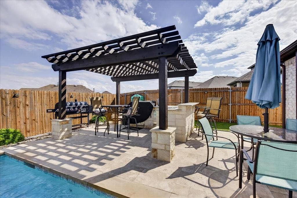 2106 Devonblue Drive, Forney, TX 75126 2106 Devonblue Drive, Forney, TX 75126