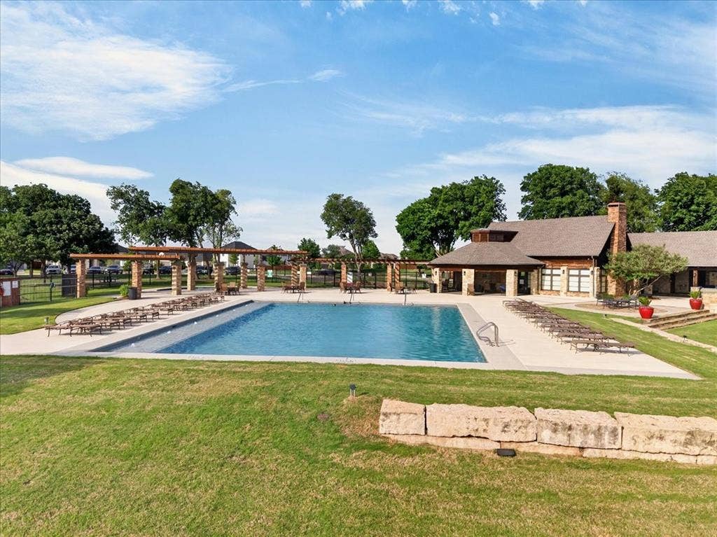 2106 Devonblue Drive, Forney, TX 75126 2106 Devonblue Drive, Forney, TX 75126