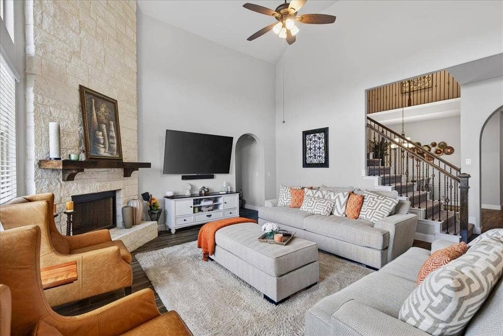 2106 Devonblue Drive, Forney, TX 75126 2106 Devonblue Drive, Forney, TX 75126