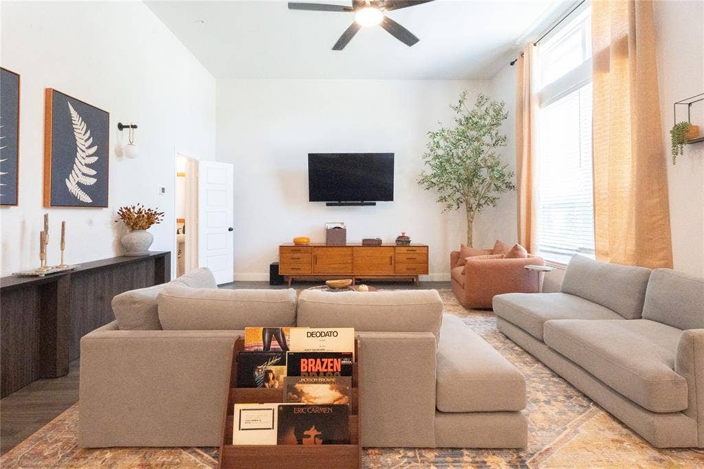 532 E 2nd Street, Irving, TX 75060