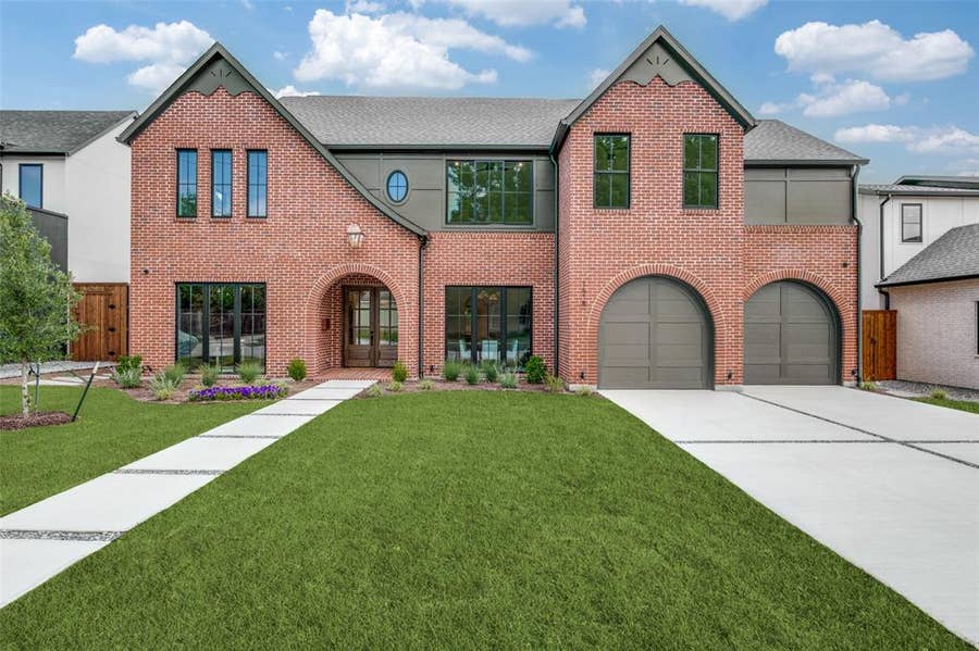 Property photo for 1618 Old Gate Lane, Dallas, TX