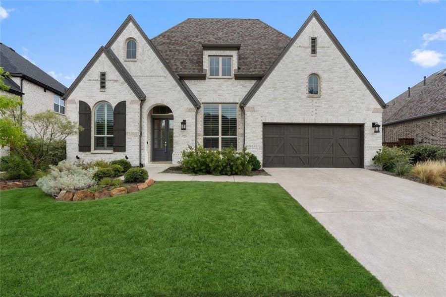 Property photo for 1701 Deerwood Lane, Prosper, TX