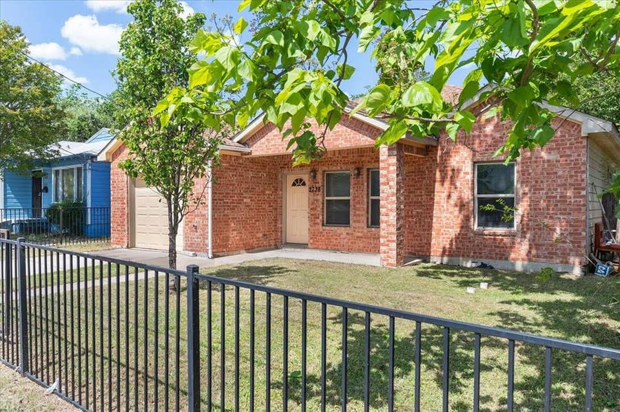 Property photo for 2738 Morning Avenue, Dallas, TX