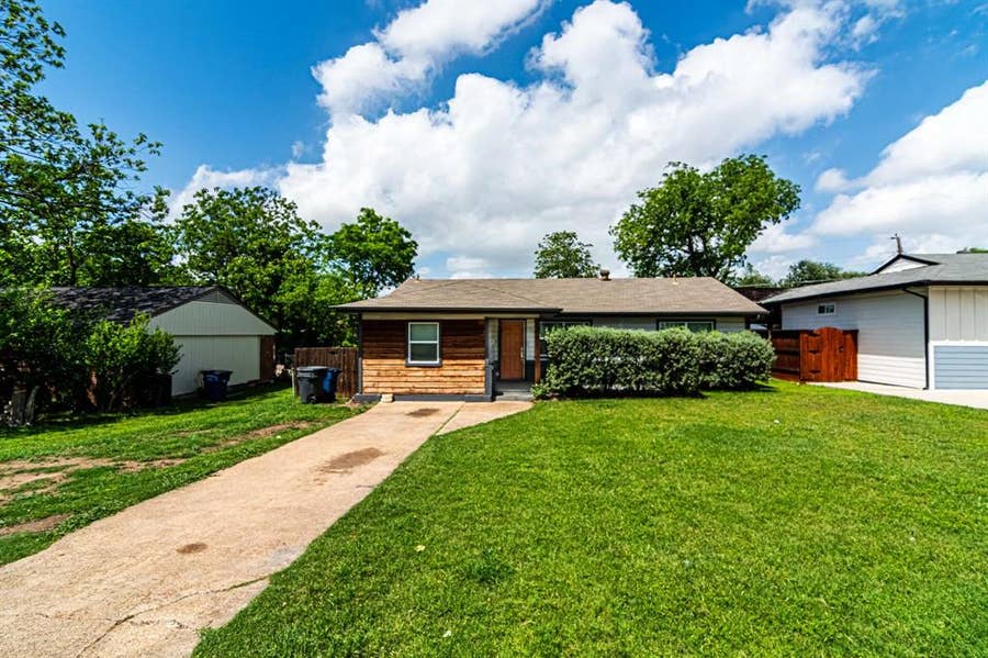 Property photo for 4447 Moler Street, Dallas, TX