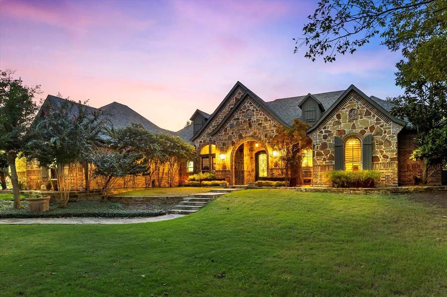 Property photo for 358 Cattlemans Trail, Royse City, TX