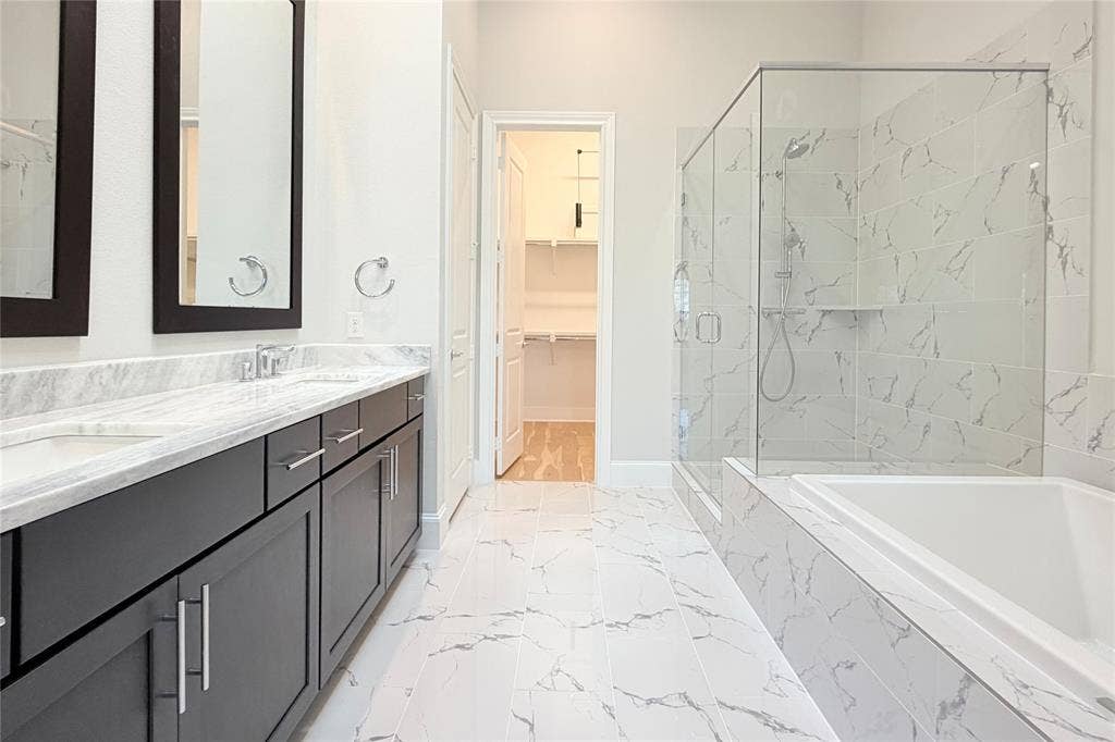 1440 N Avenue, Plano, TX 75074 Image of actual unit.