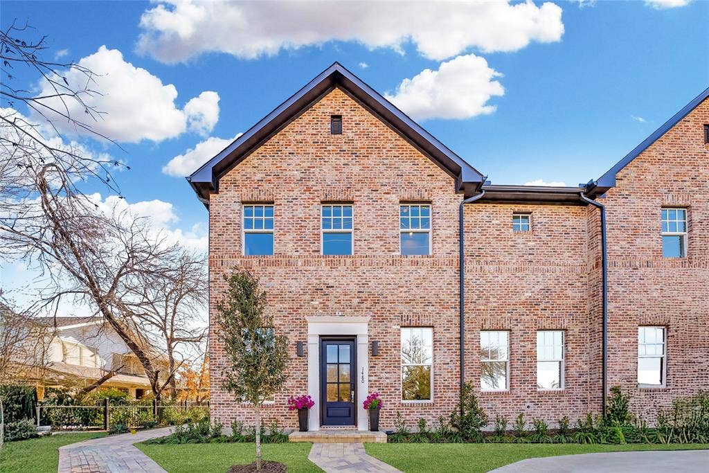 1440 N Avenue, Plano, TX 75074 1440 N Avenue, Plano, TX 75074