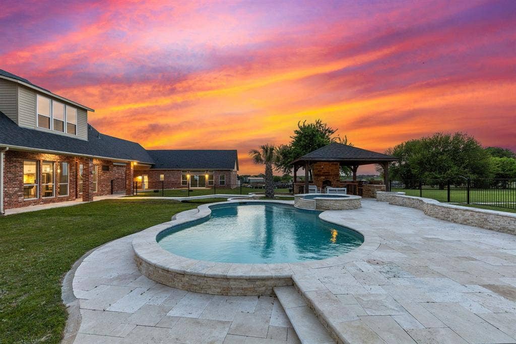 4800 High Plains Court, Fort Worth, TX 76179 4800 High Plains Court, Fort Worth, TX 76179