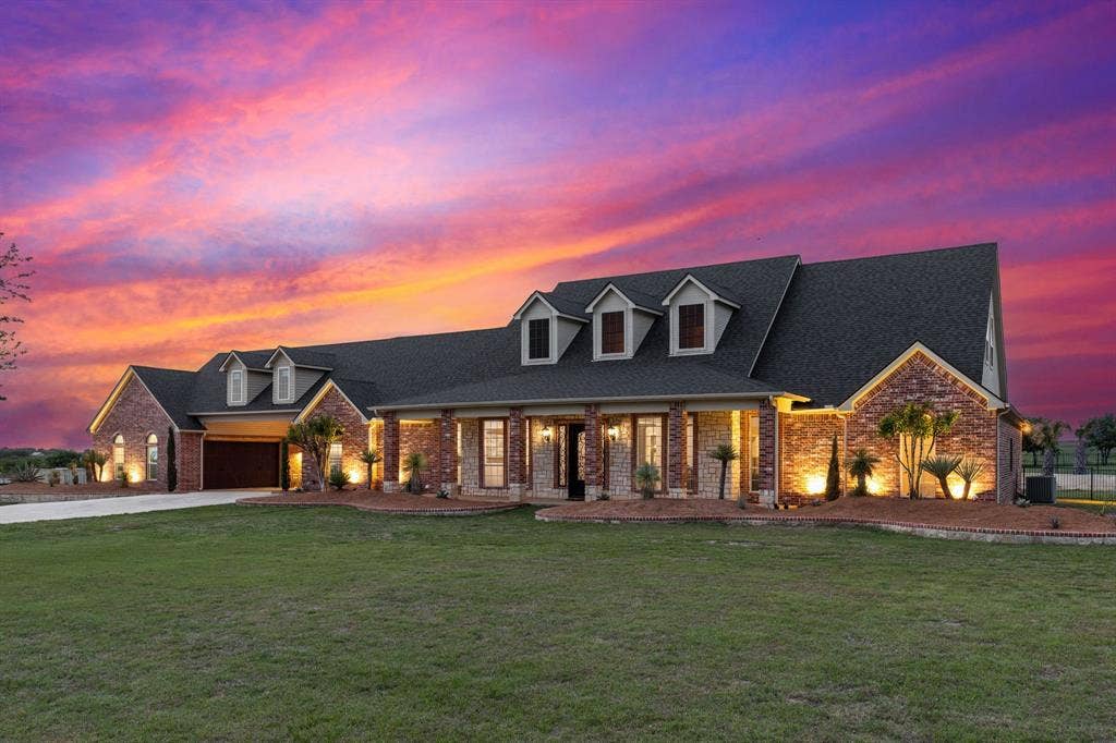4800 High Plains Court, Fort Worth, TX 76179 4800 High Plains Court, Fort Worth, TX 76179