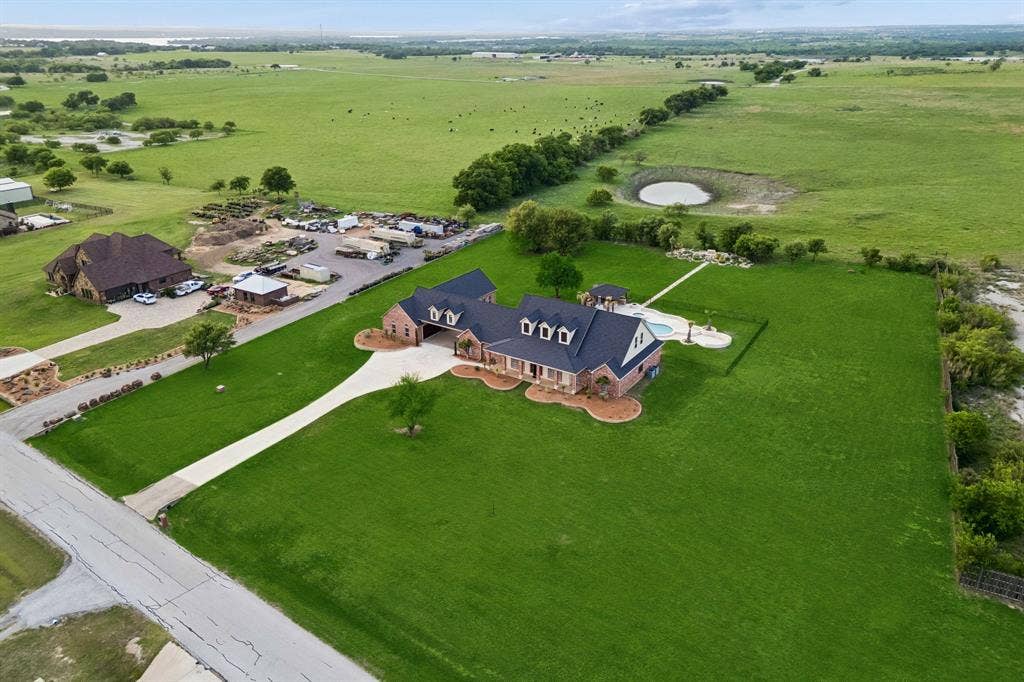 4800 High Plains Court, Fort Worth, TX 76179 4800 High Plains Court, Fort Worth, TX 76179