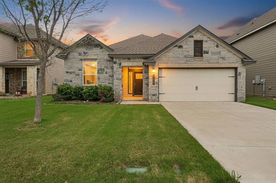 Property photo for 11217 Pallasite Court, Waco, TX