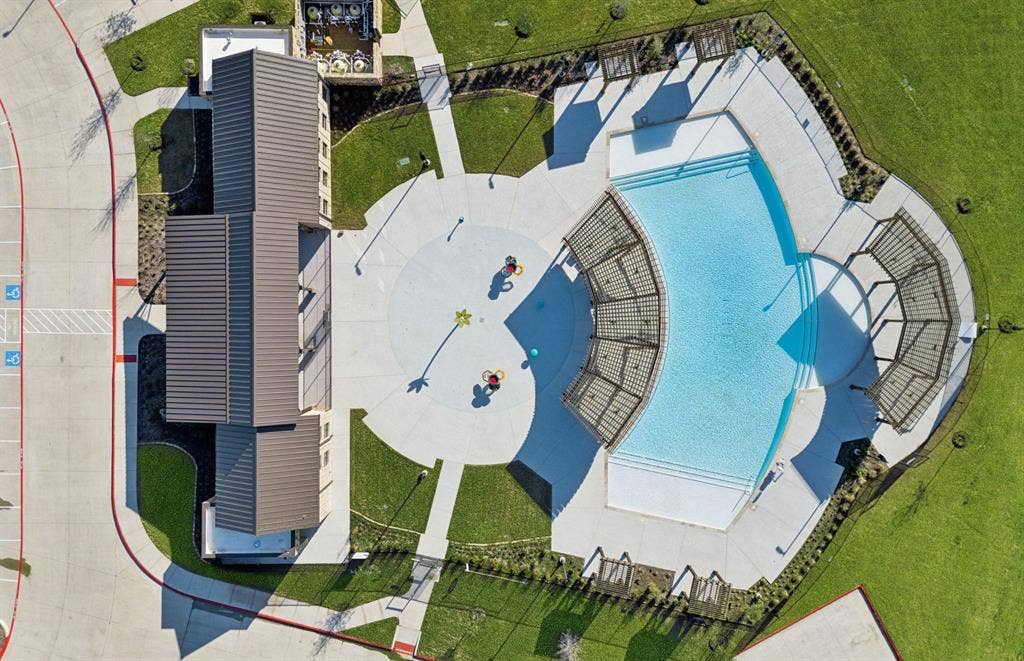 7337 Kurth Lane, McKinney, TX 75071 Amenity Center and Pool