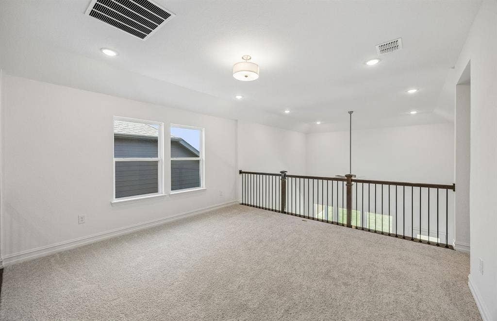 7337 Kurth Lane, McKinney, TX 75071 Spacious loft on second level