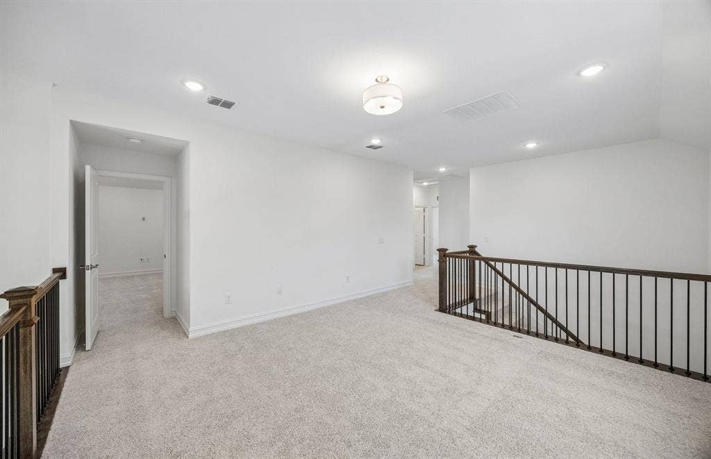 7337 Kurth Lane, McKinney, TX 75071 Spacious loft