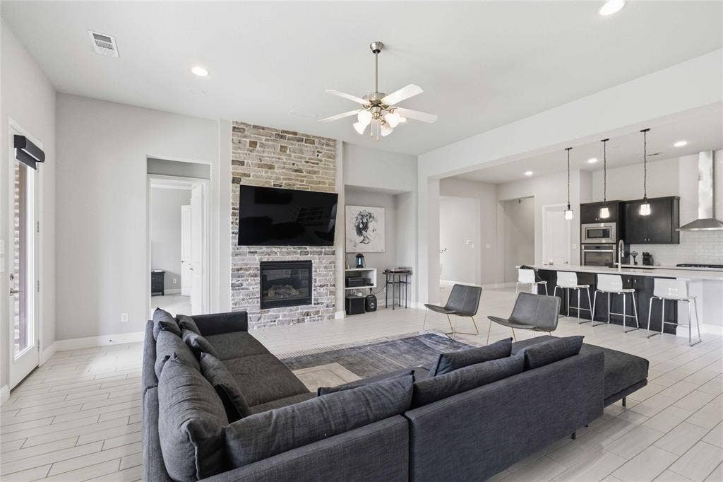 616 Bosque River Drive, McKinney, TX 75071 616 Bosque River Drive, McKinney, TX 75071