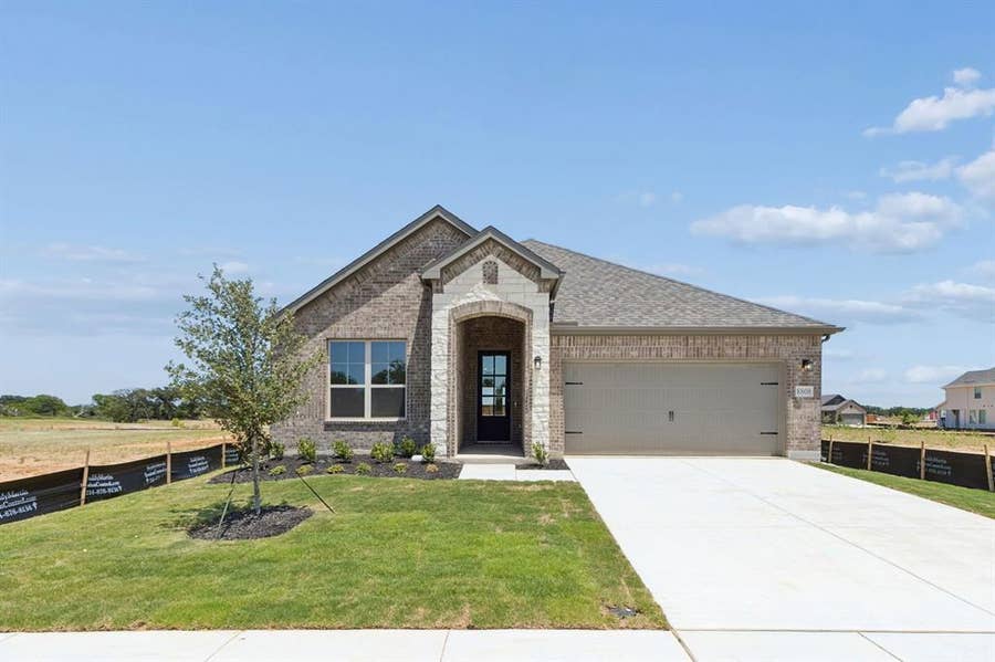 Property photo for 8808 Haste Lane, Aubrey, TX