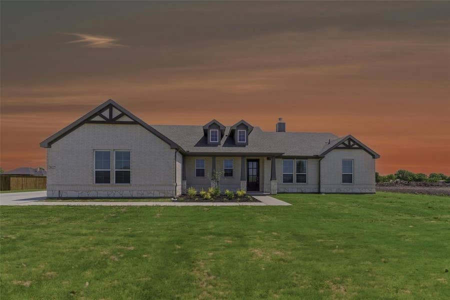 Property photo for 2627 Witness Tree Road, Oak Ridge, TX