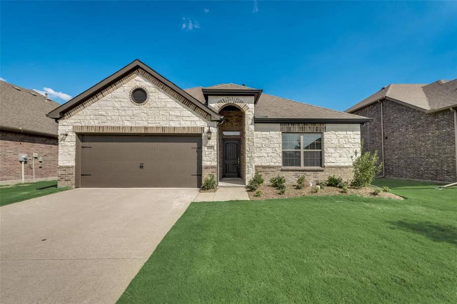Property photo for 4008 Gray Wolf Drive, Melissa, TX