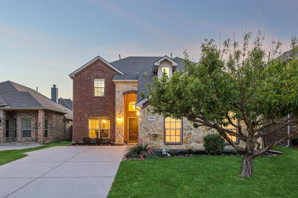 1500 Pillar Bluff Way, McKinney, TX 75072 1500 Pillar Bluff Way, McKinney, TX 75072