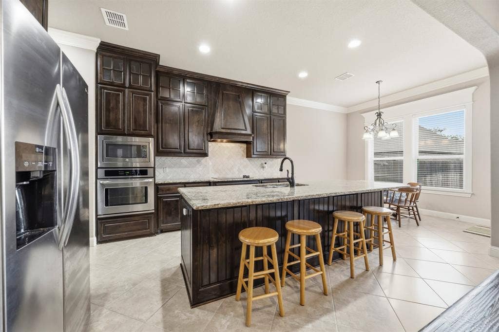 17031 Stonebriar Road, Woodway, TX 76712 17031 Stonebriar Road, Woodway, TX 76712