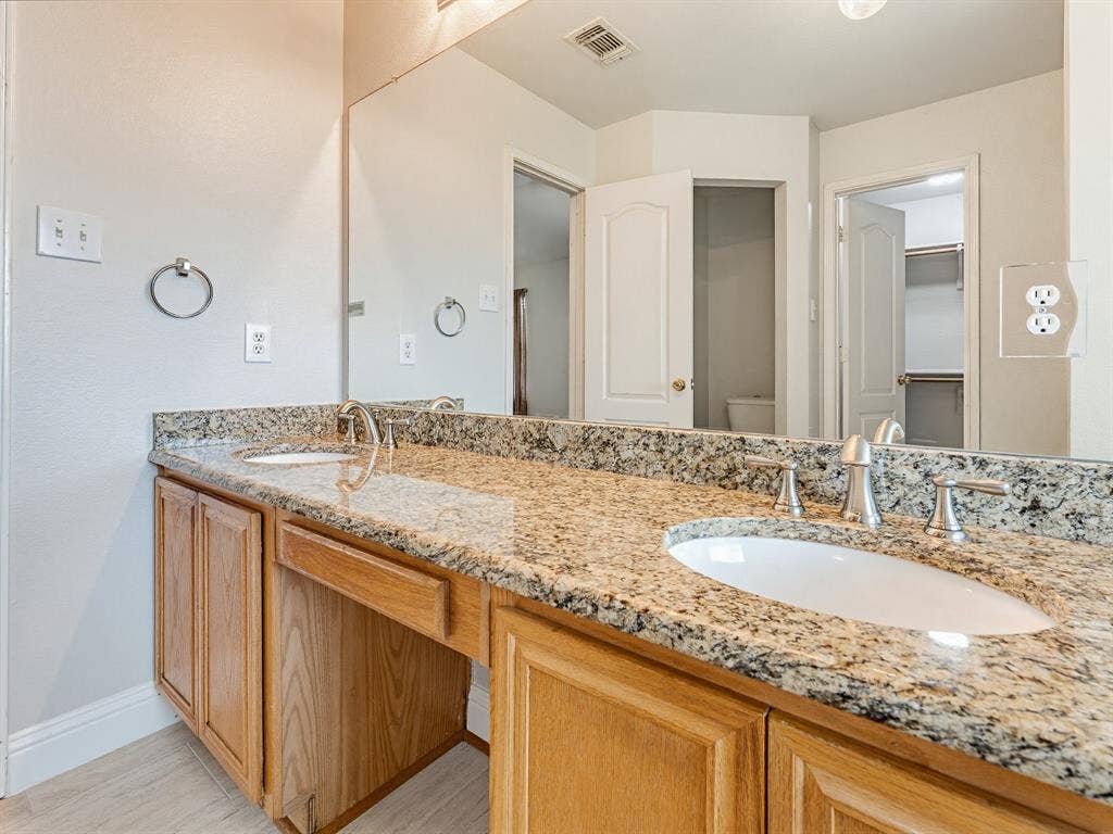 464 Maplegrove Road, Cedar Hill, TX 75104 464 Maplegrove Road, Cedar Hill, TX 75104