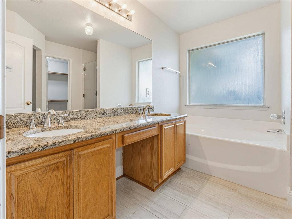 464 Maplegrove Road, Cedar Hill, TX 75104 464 Maplegrove Road, Cedar Hill, TX 75104