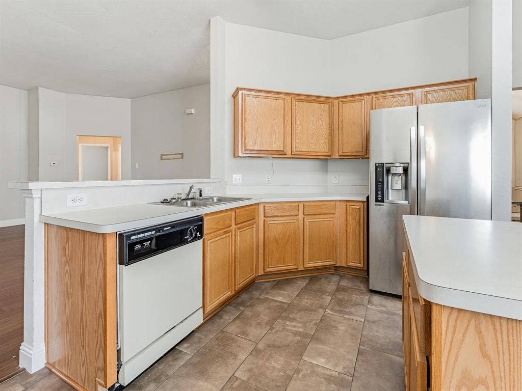 464 Maplegrove Road, Cedar Hill, TX 75104 464 Maplegrove Road, Cedar Hill, TX 75104