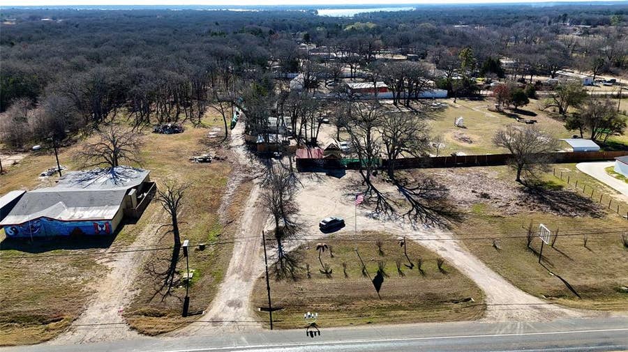 Property photo for 245 W State Highway 276, West Tawakoni, TX