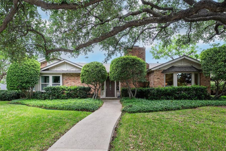 Property photo for 10107 Cromwell Drive, Dallas, TX
