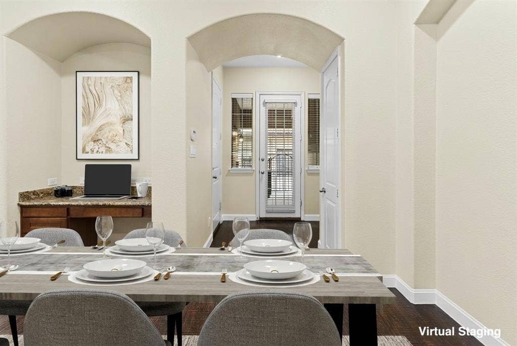6748 San Roque, Irving, TX 75039 6748 San Roque, Irving, TX 75039