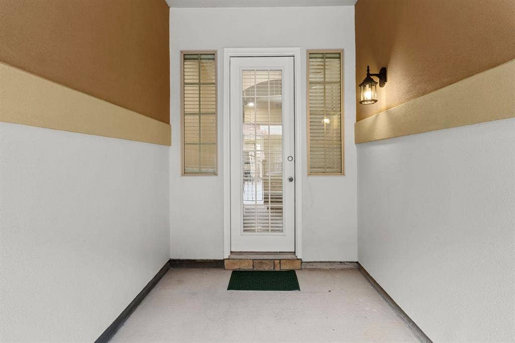 6748 San Roque, Irving, TX 75039 6748 San Roque, Irving, TX 75039