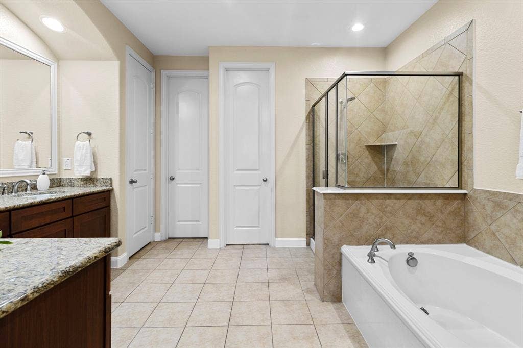 6748 San Roque, Irving, TX 75039 6748 San Roque, Irving, TX 75039