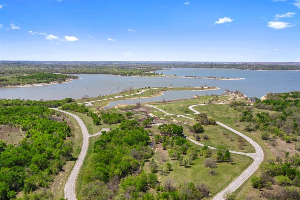 1109 Chandler Drive, Crowley, TX 76036 1109 Chandler Drive, Crowley, TX 76036