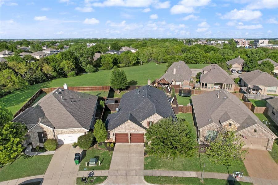 Property photo for 682 Cannon Drive, Fate, TX