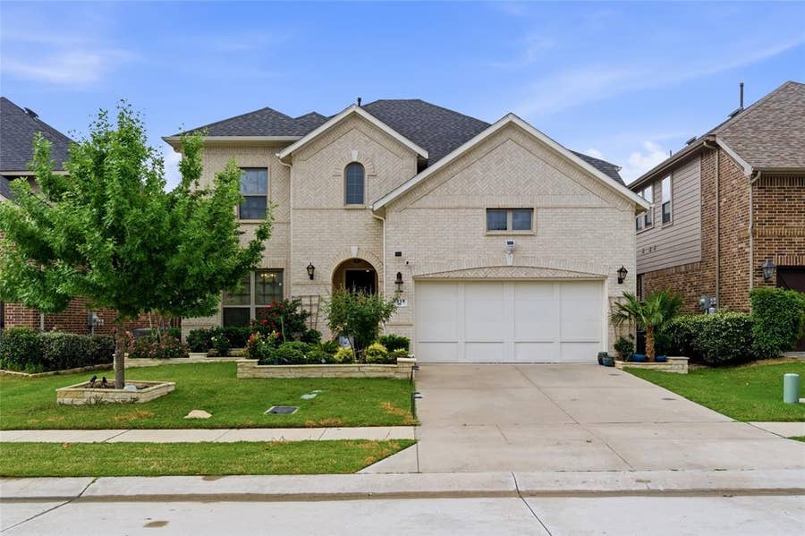 Property photo for 3215 Hyde Street, Irving, TX