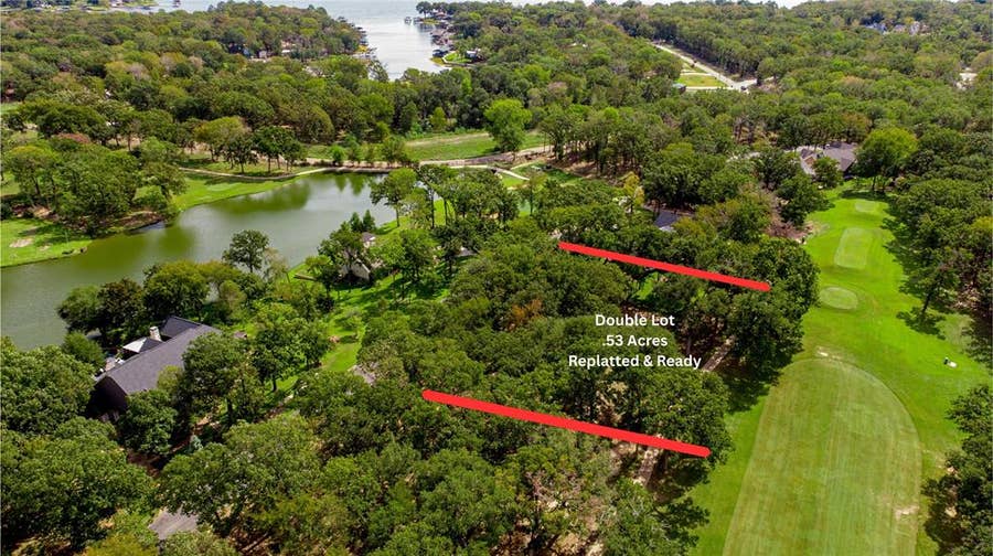 Property photo for 227 Colonial Drive, Mabank, TX