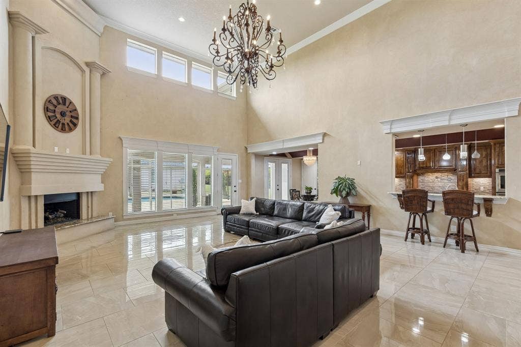 2112 Becky Lane, Cedar Hill, TX 75104