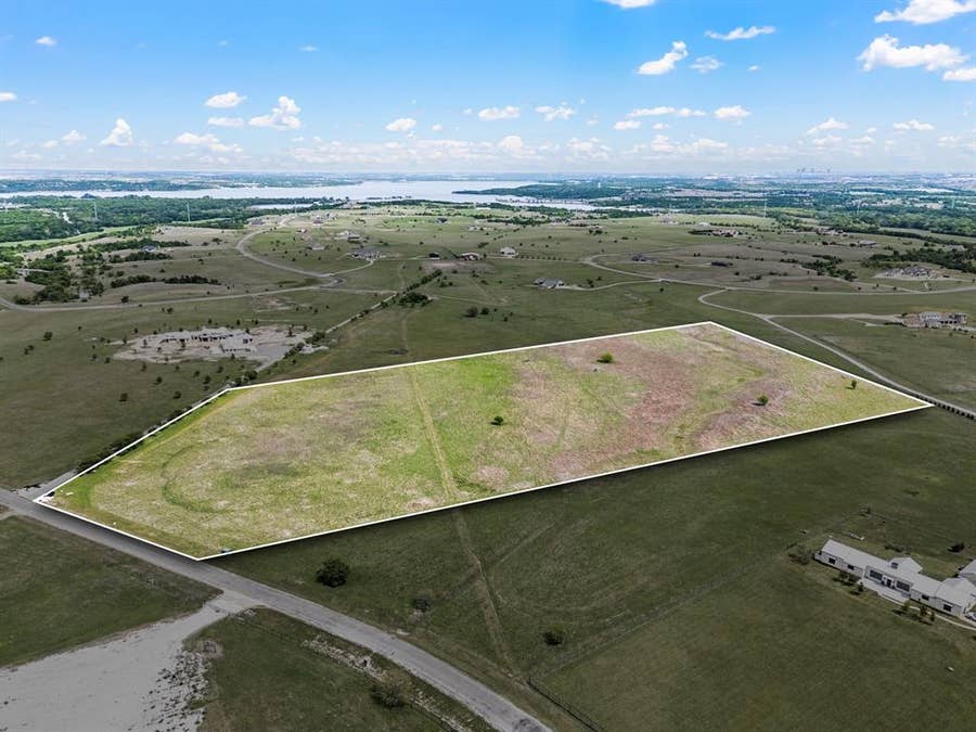 Property photo for 12201 W Rocky Creek Road, Crowley, TX