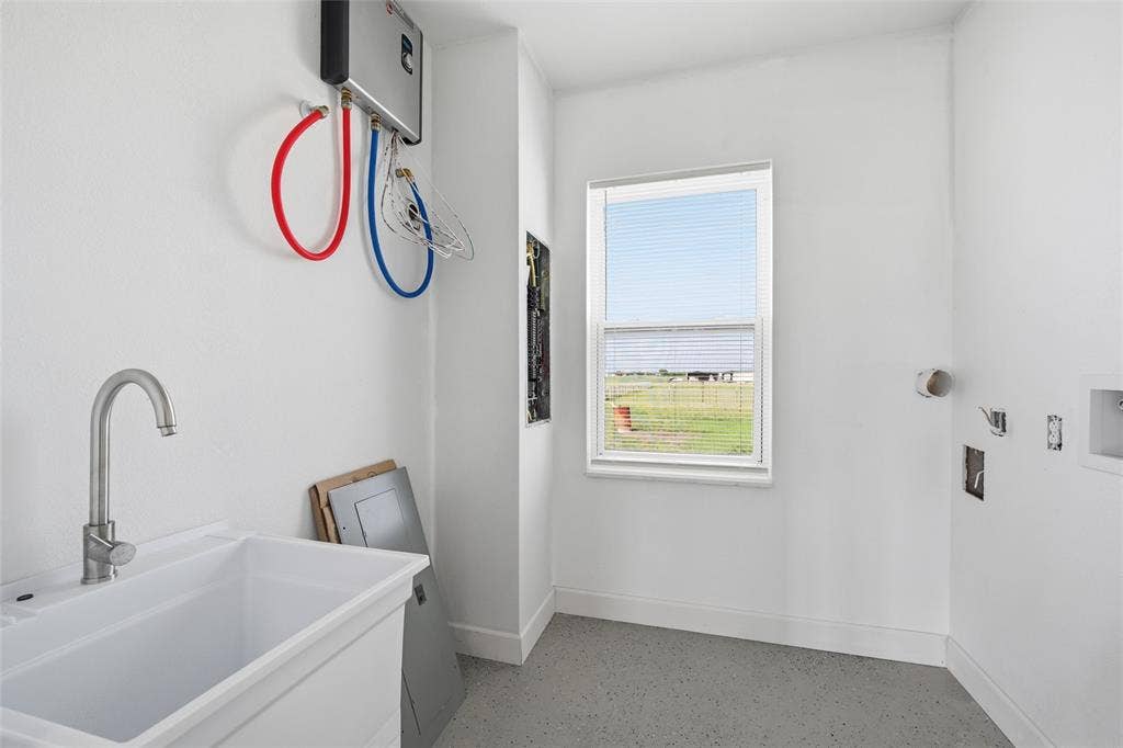 151 Kasberg Road, Leroy, TX 76654 151 Kasberg Road, Leroy, TX 76654