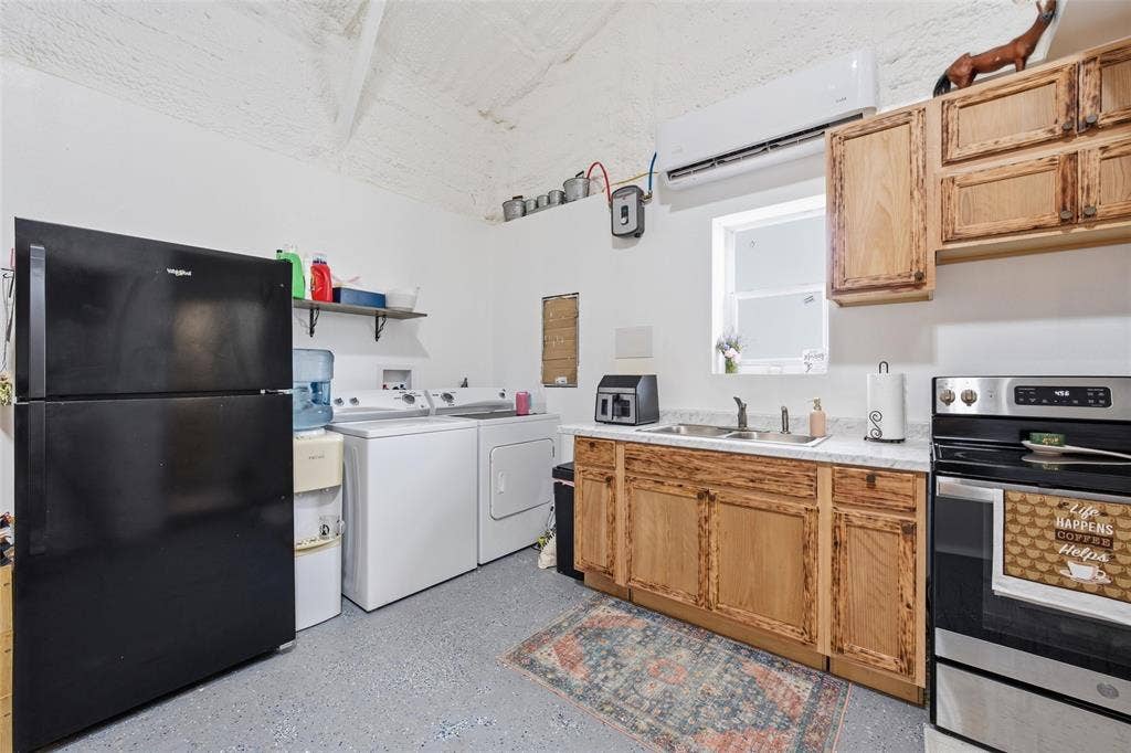 151 Kasberg Road, Leroy, TX 76654 151 Kasberg Road, Leroy, TX 76654