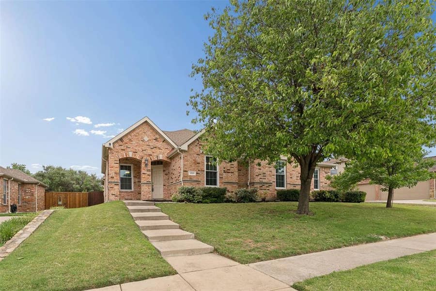 Property photo for 1221 Amistad Drive, Prosper, TX