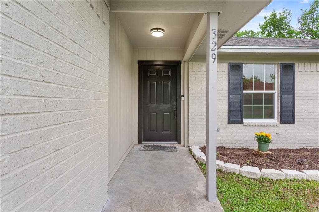 329 Applewood Lane, Hewitt, TX 76643 329 Applewood Lane, Hewitt, TX 76643