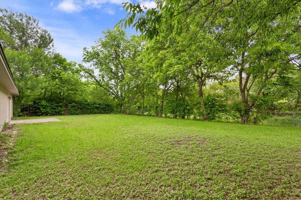 329 Applewood Lane, Hewitt, TX 76643 329 Applewood Lane, Hewitt, TX 76643