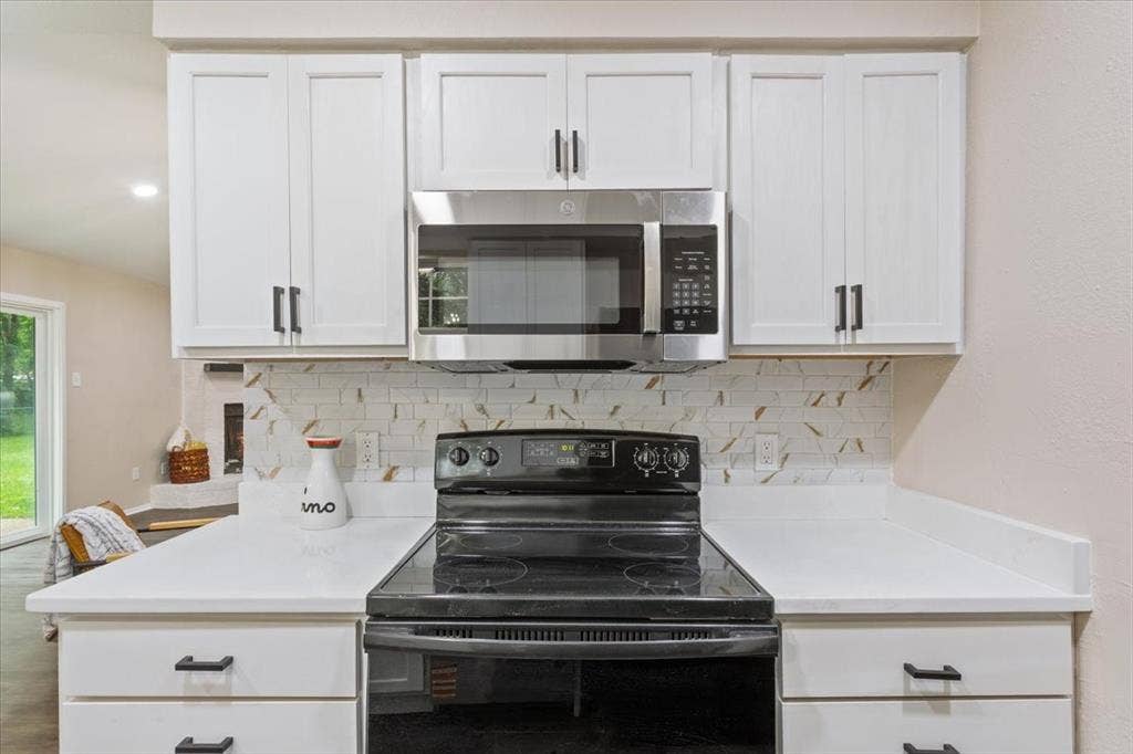329 Applewood Lane, Hewitt, TX 76643 329 Applewood Lane, Hewitt, TX 76643