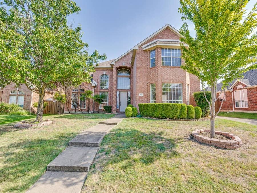 Property photo for 202 Sweetgum Drive, Murphy, TX