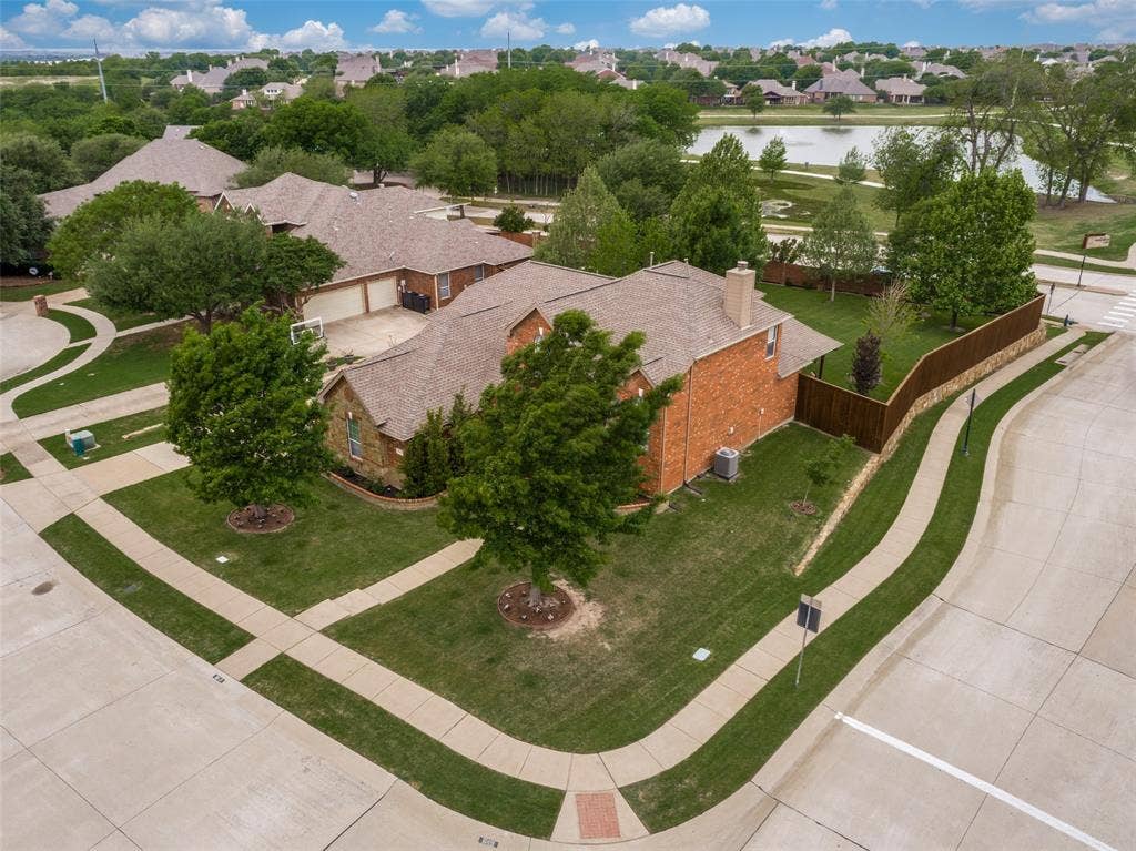 Home sits on an enormous corner lot measuring .400 acres.