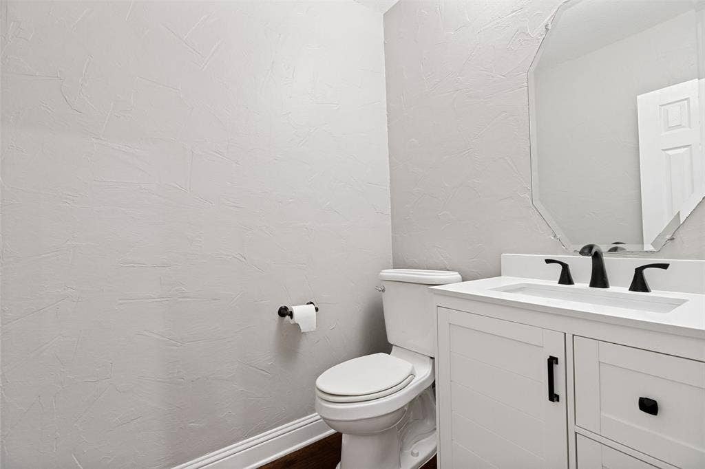 Updated downstairs guest bath.